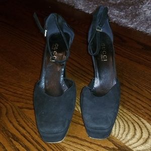 Gucci black suede pumps